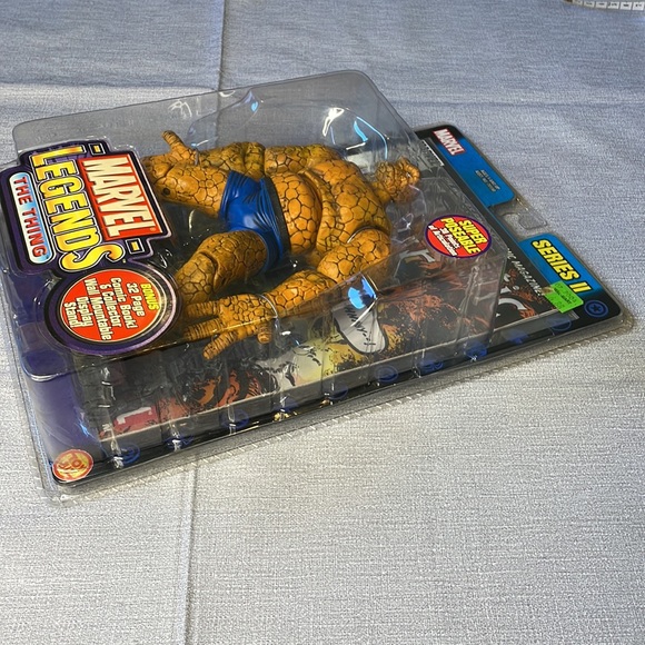 2002 Marvel legends THE THING toy action figure NIP with comic book - Picture 5 of 9